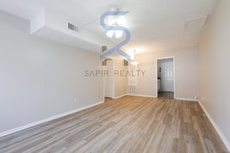 3300 College St in College Park, GA - Building Photo - Building Photo