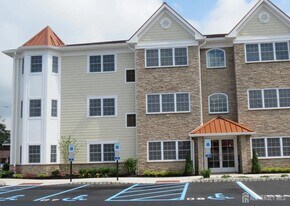 1400 St Georges Ave in Avenel, NJ - Building Photo