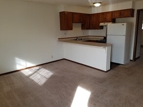 2175 E Columbia St, Unit 2191 in Evansville, IN - Foto de edificio - Building Photo