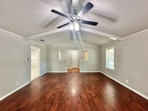 3921 Wakefield Dr in Tyler, TX - Building Photo - Building Photo