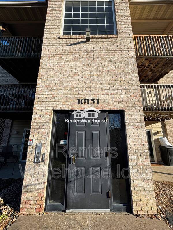 10151 Sutton Pl in Urbandale, IA - Building Photo - Building Photo