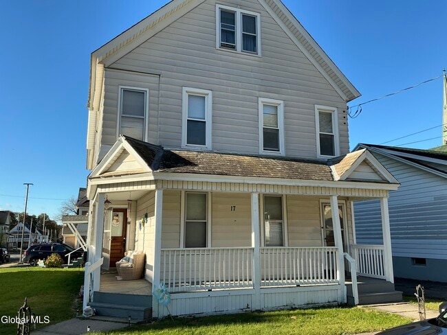 property at 17 Belmont Pl