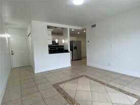 6250 Bird Rd in Miami, FL - Building Photo