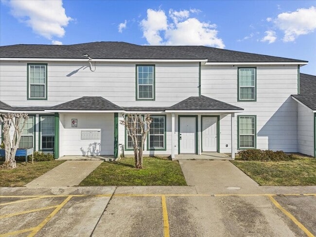 property at 5053 Akumal Calle