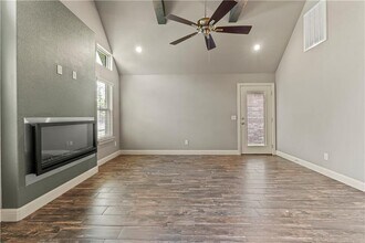 3205 SW Riverstone Ave in Bentonville, AR - Building Photo - Building Photo