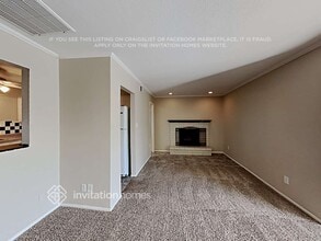 17449 N 8th Ave in Phoenix, AZ - Foto de edificio - Building Photo