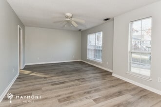 505 Castlerock Ct in West Columbia, SC - Foto de edificio - Building Photo