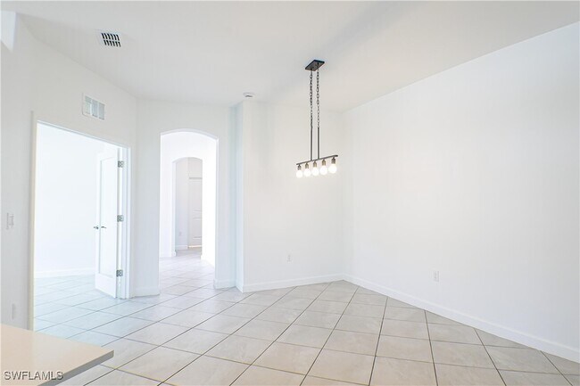 9074 leatherwood Loop in Lehigh Acres, FL - Building Photo - Building Photo