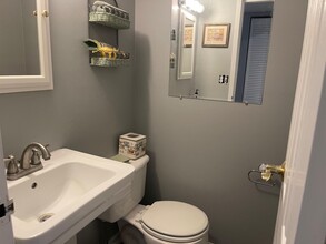 46 Birchwood Rd in Coram, NY - Building Photo - Building Photo