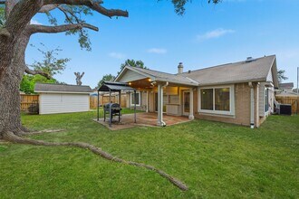 18602 Lippizaner Dr in Cypress, TX - Building Photo - Building Photo