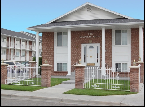 The Colonial House in Rexburg, ID - Building Photo