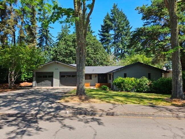 property at 2245 Heath St S