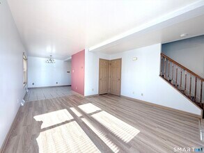 209 Hamilton St in Bridgeport, CT - Building Photo - Building Photo