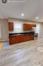 40 Windsor St-Unit -1 in Worcester, MA - Building Photo - Building Photo