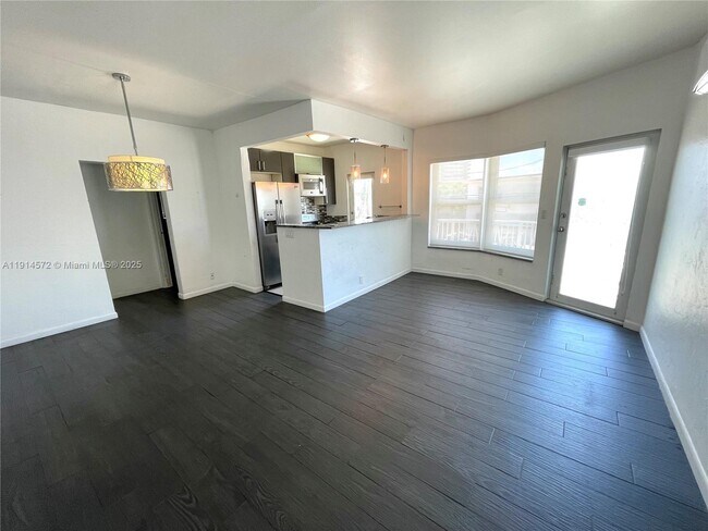 620 76th St in Miami Beach, FL - Building Photo - Building Photo