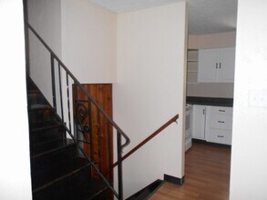 3216 Cedarwood Dr in Fairborn, OH - Building Photo - Building Photo
