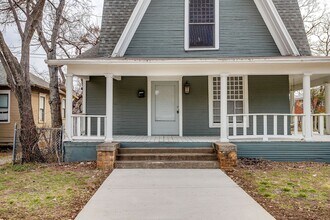 1329 Hurley Ave in Fort Worth, TX - Building Photo - Building Photo