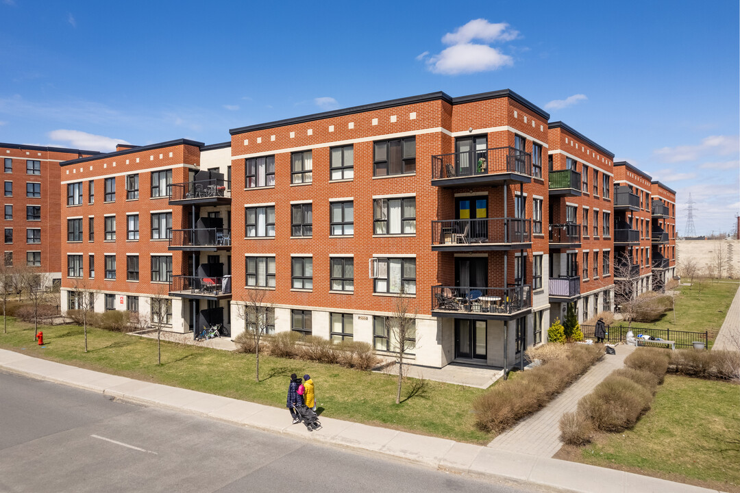 4700 Henri-Bourassa Boul O in Montréal, QC - Building Photo