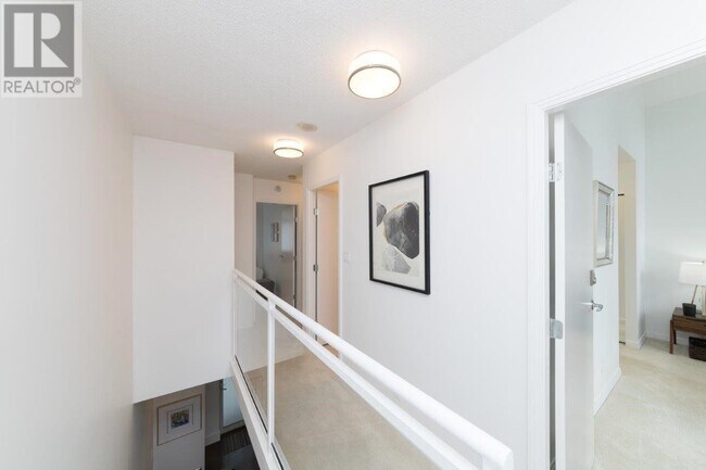 1199 Marinaside Crescent in Vancouver, BC - Building Photo - Building Photo