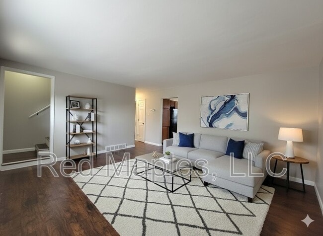 property at 321-325 Iron St