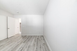 1128 Stanley Ave in Long Beach, CA - Foto de edificio - Building Photo