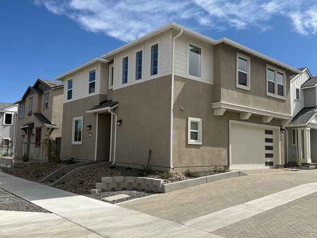 482 Prosecco Wy in Reno, NV - Building Photo - Building Photo