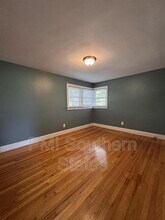 330 Grove Rd in Greenville, SC - Building Photo - Building Photo