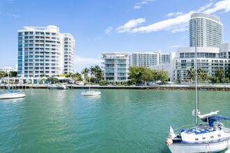 1470 16th St in Miami Beach, FL - Building Photo - Building Photo