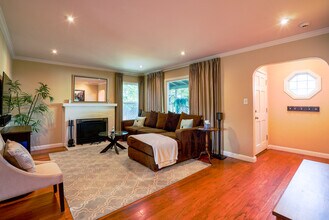 610 Topaz St in Redwood City, CA - Building Photo - Building Photo