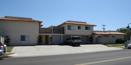 16742 Lynn St in Huntington Beach, CA - Building Photo - Building Photo