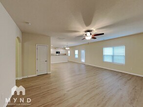 8504 Paw Valley Ln in Charlotte, NC - Building Photo - Building Photo