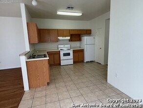 4423 Terra Summit Rd in San Antonio, TX - Building Photo - Building Photo