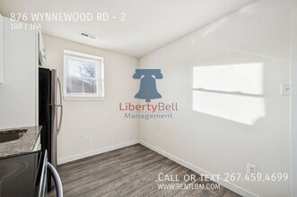 876 Wynnewood Rd in Philadelphia, PA - Building Photo - Building Photo