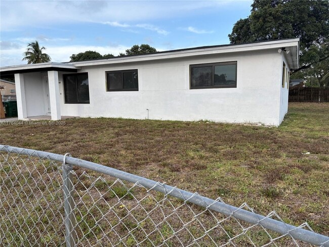 12901 NW 22nd Ave in Miami, FL - Building Photo - Building Photo
