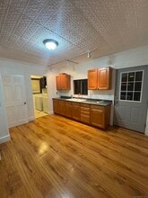 51 Park Ave in Naugatuck, CT - Building Photo - Building Photo