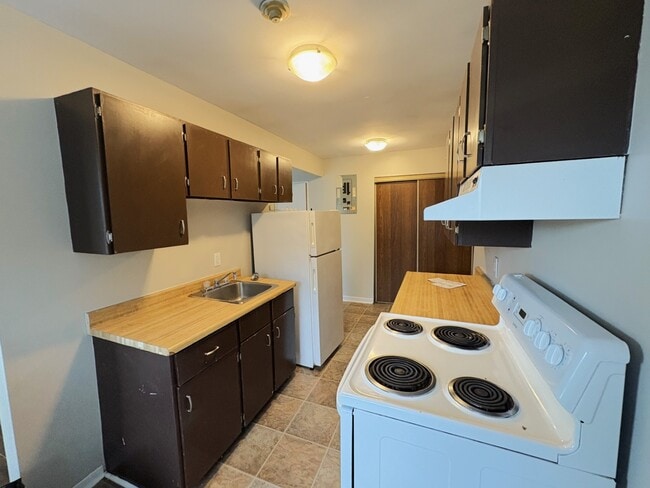 546 Martha Ave in Saint John, NB - Building Photo - Building Photo