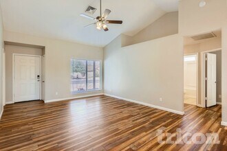 673 E Estrella Dr in Chandler, AZ - Building Photo - Building Photo