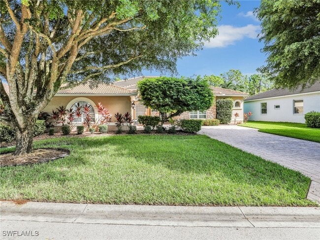 9560 Cedar Creek Dr in Bonita Springs, FL - Building Photo - Building Photo
