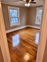 12 Crosby St, Unit 12 Crosby St #2 in Augusta, ME - Foto de edificio - Building Photo