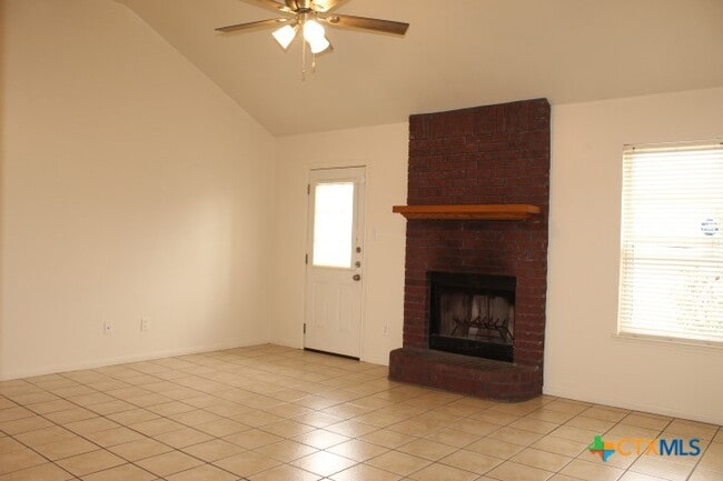 property at 2713 Fieldstone Dr