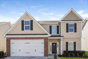 48 Crescent Chase in Dallas, GA - Building Photo