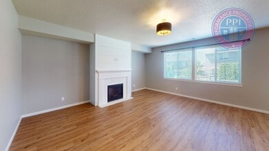 4249 SW Emerald Ave in Gresham, OR - Building Photo - Building Photo