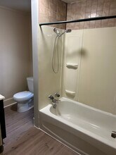 812 Bensette St in Windsor, ON - Building Photo - Building Photo