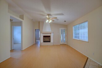 7216 Eagle View Ave NE in Albuquerque, NM - Building Photo - Building Photo