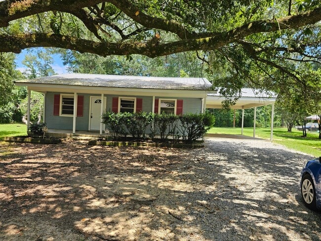 property at 44320 Simpson Pl