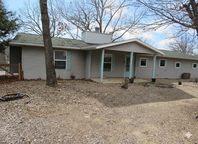 property at 6739 Pk Shrs Est