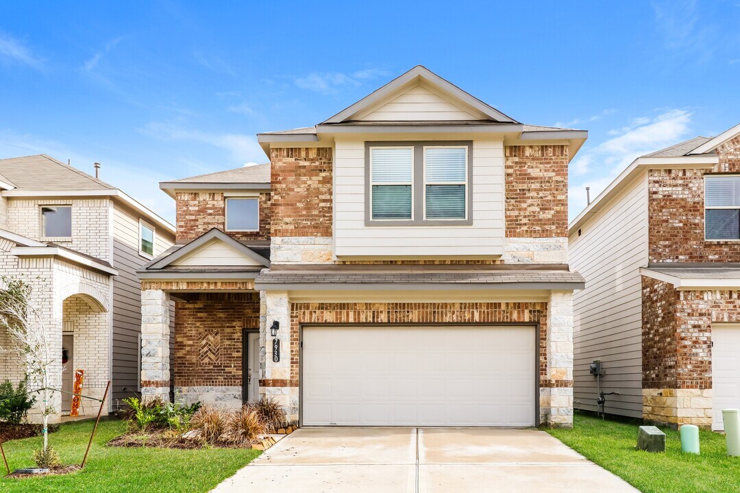 7930 Fijian Cypress Dr in Cypress, TX - Building Photo