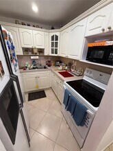 1555 W 44th Pl in Hialeah, FL - Building Photo - Building Photo