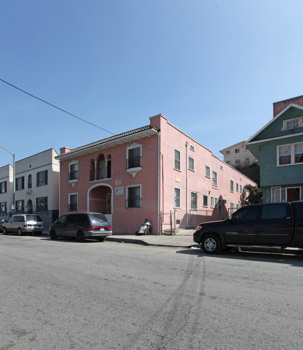 420 S Union Ave in Los Angeles, CA - Foto de edificio