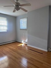 4911 N Bernard St in Chicago, IL - Building Photo - Building Photo